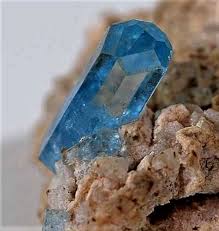 Aquamarine Albite Sawtooth Batholith Idaho Usa Aquamarin Size 2 0 X 0 5 X 0 45 Cm Rocks And Minerals Minerals And Gemstones Crystals Minerals