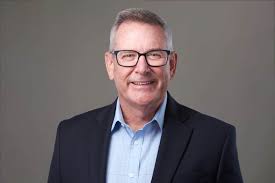 Curtis Burkett's Instagram, Twitter & Facebook