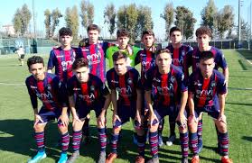 Crotone is a city and comune in calabria. Crotone Calcio Pareggio A Trapani Per L Under 15 Nel Segno Del Giovane Scandale Ilrossoblu It