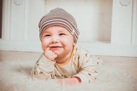 Ab dem sechsten monat beginnt dein baby bewusst zu lachen. 12 Wochen Schub So Verlauft Die Entwicklung Deines Babys