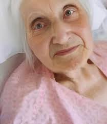 Hi I was wondering if it is possible to erase the lines from of this  photograph or will this be too difficult. If it's possible can anyone  colour edit it also. It's