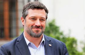 Por supuesto que su llegada al. Sichel Sobre Apoyo De Desbordes A Idea De Cogobierno De Empresas Es Una Discusion Medio Absurda Y Tramposa El Libero