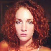 Mae Richards (maeemaze)