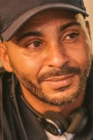 La sirène se marie (2023)