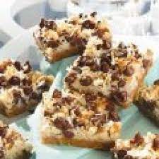 Pastelitos De Coco Y Chispas De Chocolate Magic Cookie Bars Cookie Bars Desserts