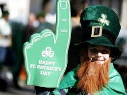 Den svatého patrika (irsky lá 'le pádraig nebo lá fhéile pádraig, anglicky saint patrick's day) je svátek, který se slaví každoročně 17. Den Svateho Patrika Si Iri Pripominaju Kazdorocne 17 Marca Dromedar Sk