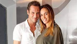 Publicidade a noticia foi avançada num programa da sic caras, pelo apresentador e comentador, cláudio ramos, que adiantou ainda que o parto terá sido uma cesariana e que ambos. Zeca E Liliana Aguiar Juntos De Novo Famosos Correio Da Manha
