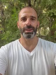 📣 Pierre Issa, ancien...