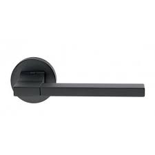 Poignee De Porte Design Modele Change B Finition Chrome Chrome Mat Laque Noir Mat Laqu Poignee De Porte Poignees De Portes Noires Poignee De Porte Interieure