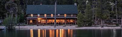 Rustic and charming stanley, idaho accommodations imagine waking up and stepping outside of your room to a breathtaking alpine lake surrounded by towering mountains and pine trees. Stanley Idaho Cabins Stanley Idaho Lodging Redfish Lake Lodge