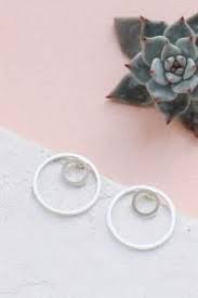 Boucles D Oreilles Colorado Argente De Shlomit Ofir Etsy Boucles D Oreilles Bijoux Originaux Boucles