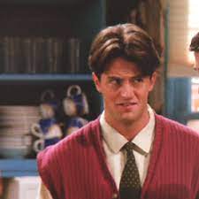 He tries, and fails, to not seem too desperate. Friends Chandler Season 1 3 Tumbex