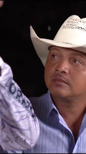 Aquí junto al pollo de moroturo zumbando coplas al aire para mirarlas  volar., #musicallanera #joropo #reels #viralvideos #colombia #casanare  #venezuela #caracas #apure #ciudadguayana #puertoordaz ...