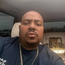 Willie Wimbley's Instagram, Twitter & Facebook