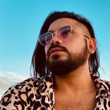 Sergio Arceo's Instagram, Twitter & Facebook