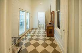 208 E Live Oak St Hutto Tx 78634 Mls 3374023 Zillow Live Oak Oak Hutto