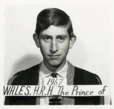 Festextra: Kung Charles liv i bilder