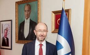 Şafak ertan çomaklı, ciddi sağlık sorunları olduğunu bildirerek, yök ve cumhurbaşkanlığı'na istifasını sunduğunu açıkladı. Anadolu Universitesi Rektoru Prof Dr Fuat Erdal Dan 15 Temmuz Demokrasi Ve Milli Birlik Gunu Mesaji Timeturk Haber