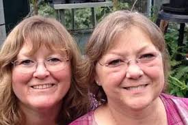 Fundraiser for Lynnelle Cairns by Jillian de Carle : Help Lynnelle visit  her critically ill sister in the USA.