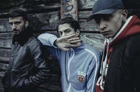See more ideas about public enemy, enemy, hip hop. Generation Azzlack Unterwegs Mit Haftbefehls Musikalischen Ziehsohnen Feature