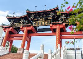 The toa payoh area is bounded by braddell road and bartley road to the north, upper paya lebar road to the east, macpherson road and jalan toa payoh to the south and thomson road to the west. The Insider Guide To Toa Payoh Eat Drink And Explore Honeycombers