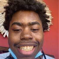 Riley Grayson's Instagram, Twitter & Facebook