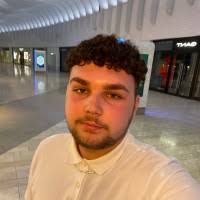 20+ "Toby Day" profiles