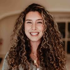 Lacey Oneill's Instagram, Twitter & Facebook