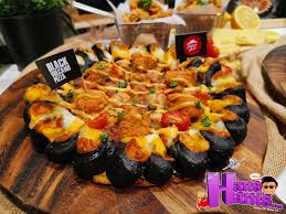 Namun, ini tergantung pada dasar sungai yang diinjak. Pizza Hut Malaysia Menu Baharu Black Volcano Pizza Hans