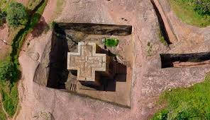 L Eglise Saint Georges De Lalibela Paperblog Saint Georges Eglise Eglise Cathedrale