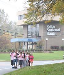As of today, valley national bank is the 40th largest. Cure Breast Cancer Foundation Valley Goes Pink Valley National Bank Walk