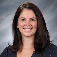 Laura Mandeville's Instagram, Twitter & Facebook