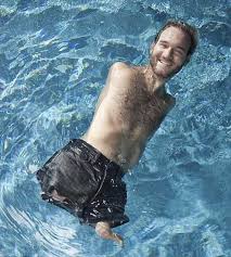 Este un model pentru oricare dintre noi ,atunci cand ne rupem ceva sau ne lovim sa nu. Nick Vujicic Omul FÄƒrÄƒ Maini È™i FÄƒrÄƒ Picioare Vine La BucureÈ™ti Libertatea