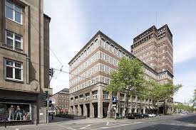 Carsch house used to be one of the finest department stores in düsseldorf yet shunned by many. Carsch Haus Dusseldorf Architektur Baukunst Nrw