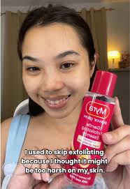 Myra Power Glow: Exfoliating Essence for Radiant Skin