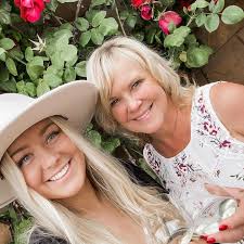 Can you do a day trip from Caye Caulker to visit caves/jungle or?