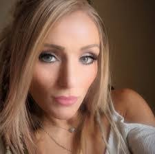 Kendra Denman's Instagram, Twitter & Facebook