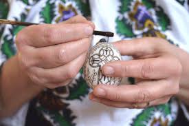 Bucovina (în germană buchenland = țara fagilor), devenită ducatul bucovinei în imperiul austriac (germană herzogtum bukowina). De Ce Se IncondeiazÄƒ OuÄƒle De Paste Blog Iutta