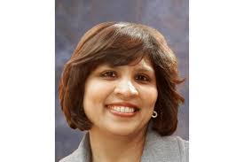 Julie Edmonds's Instagram, Twitter & Facebook