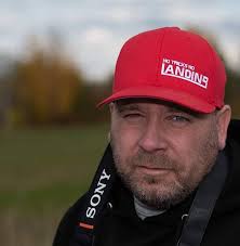 Bonjour tout le monde! 🌞 Je suis à la...