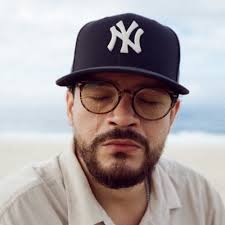 Sidney Arakaki 🛹 (@skataholic)