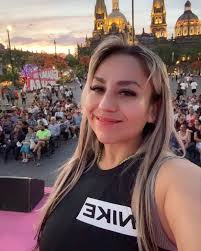 🎤❤️‍🔥Ay qué bonito es Jalisco! #tlaquepaquepueblomagico #guadalajara  #normacasillasoficial #viaje #cantar #cantante #regionalmexicano #parati  #viral #sigueme #méxico