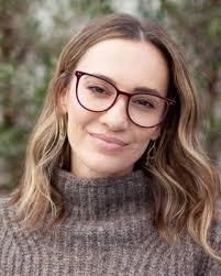 Nadia Ellison's Instagram, Twitter & Facebook