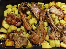 Ricette Da Sballo Capretto O Agnello Al Forno Con Patate E Piselli Ricette Idee Alimentari Ricette Con Trippa