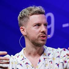 Matthew Howells's Instagram, Twitter & Facebook