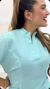 Uma princesa? Quase 🩵, Nosso modelo Nad, R$110 com bordado <3, Nossa  modelo veste:, Cor verde água, Tamanho M, Tecido Oxfordine