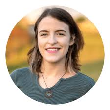 Liz Bales's Instagram, Twitter & Facebook