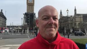 NHS tooth care like 'dental desert', Suffolk MP says