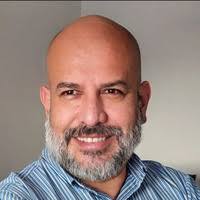 Roberto C. Ortiz Escobedo