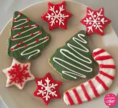 Coffret décoration et pâte à sucre pour gâteau terrain de football. Decoration Des Biscuits De Noel Au Glacage Royal Blog Univers Cake